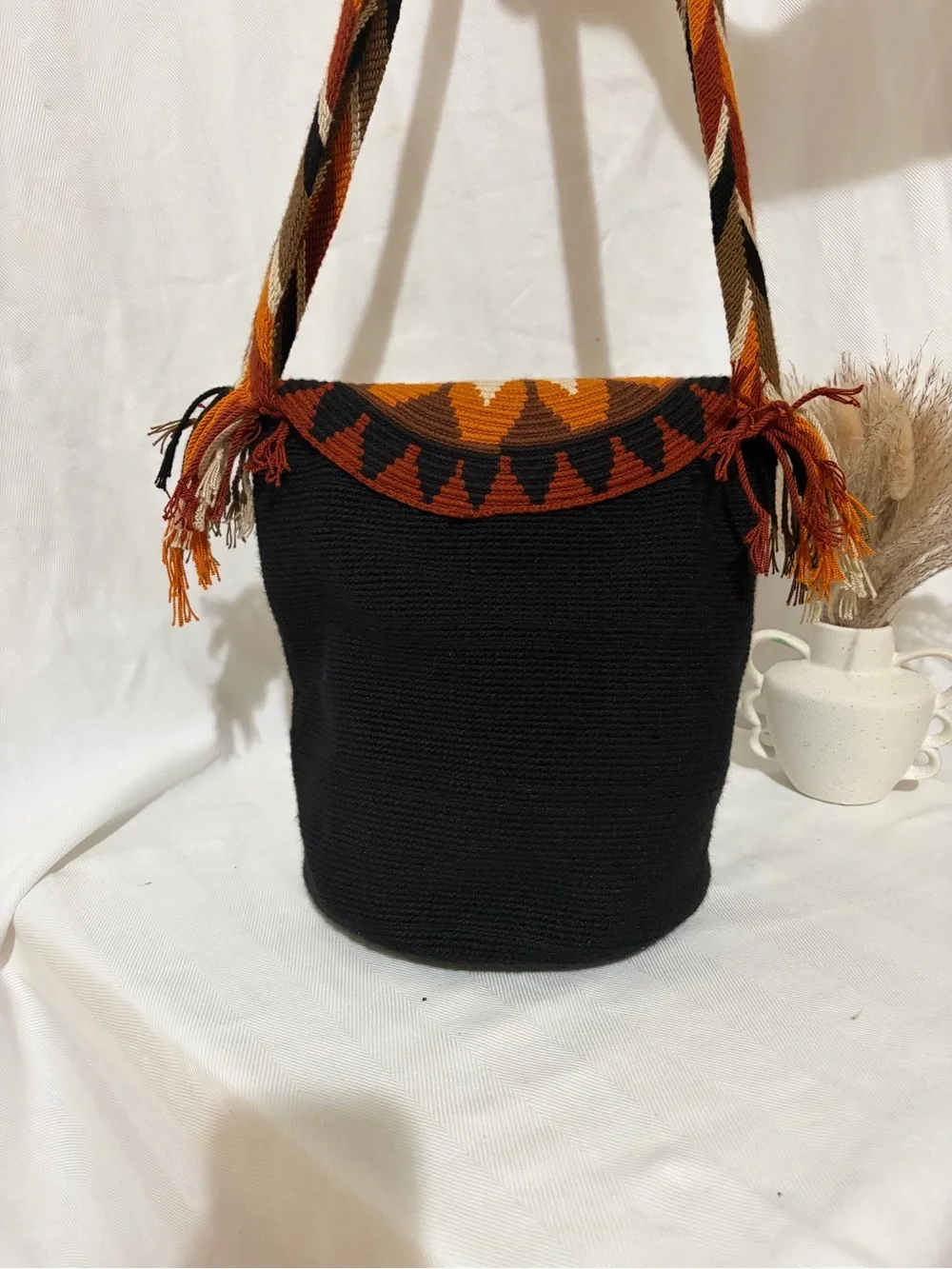 Waitusu Handmade Wayuu Crochet Crossbody Bucket Bag Boho Woven With Lid Tassel